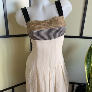 Women’s dress